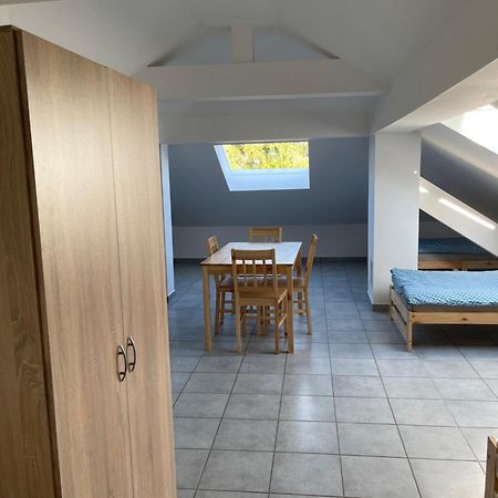 Kavkaz Restaurant & Hotel Lohmar Zewnętrze zdjęcie